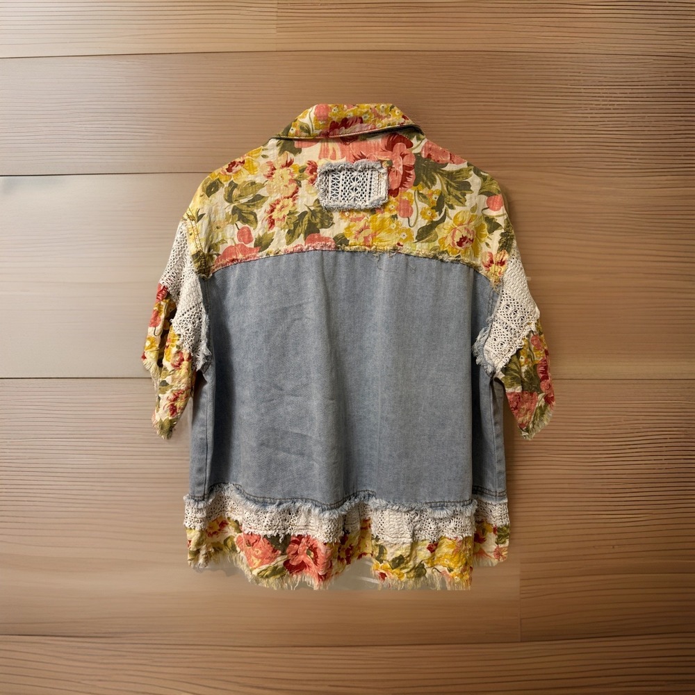 POL Patchwork Denim Short Sleeve Jacket Floral Eyelet Boho Shabby Chic Raw Edge - Picture 3 of 8